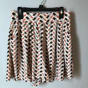 Lipstick designed shosho flowy shorts